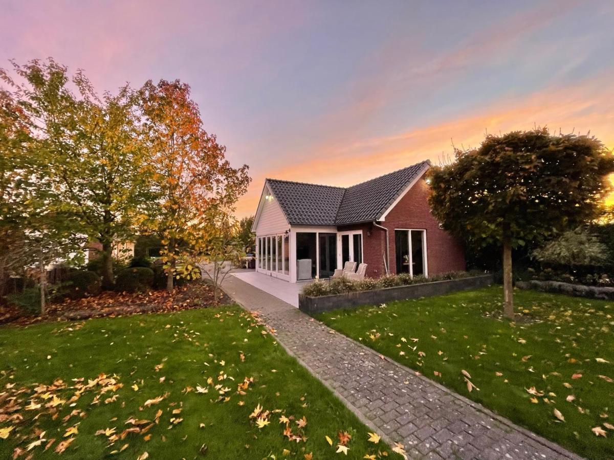 Gastenverblijf Bij De Buuren Dirksland Esterno foto